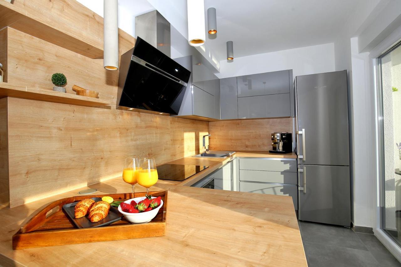 Esso Roof Terrace Apartment ซาดาร์ ภายนอก รูปภาพ