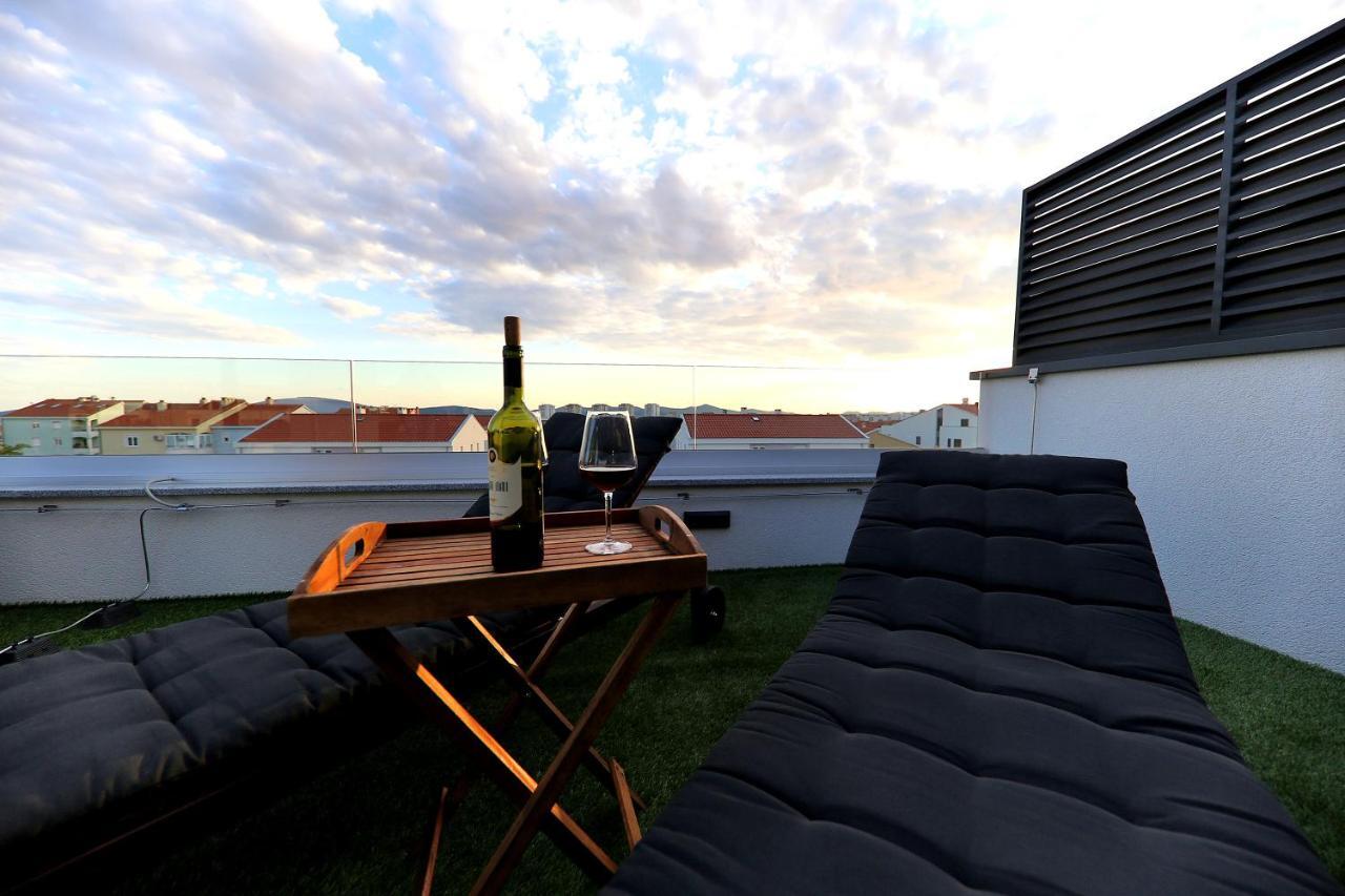 Esso Roof Terrace Apartment ซาดาร์ ภายนอก รูปภาพ